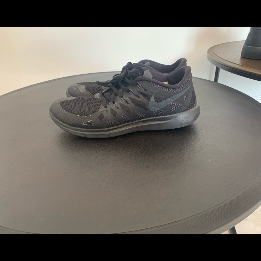 Men’s Nike free reflective running sneakers